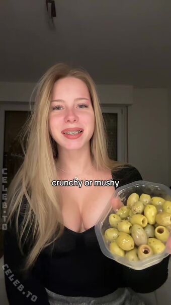 mmelleh Nude Leaks OnlyFans Photo 11