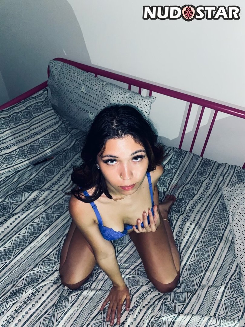 Prettyfacetannis Leaked Photo 18