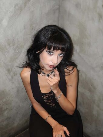 nayyoushaa-diiorcuts-g59nai Nude Leaks OnlyFans Photo 16