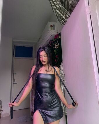 Tanishka Chauhan Nude Leaks OnlyFans Photo 1