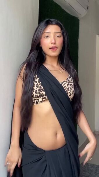 Tanishka Chauhan Nude Leaks OnlyFans Photo 2