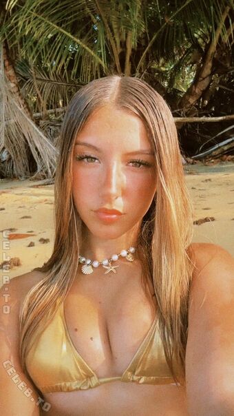 Yudeisi Galvan Nude Leaks OnlyFans Photo 15